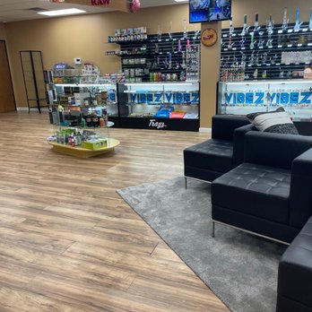 elfbar nachfüll pod läuft aus VIBEZ SMOKE SHOP - Updated May 2026 - 49 Photos & 11 Reviews - 2414 W  University Dr, McKinney, Texas - Tobacco Shops - Phone Number