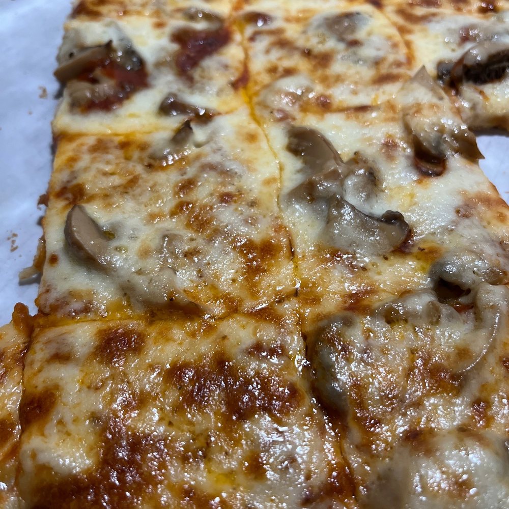 Pasquale's Newport - Mushroom pie... we already started eating it... - Pizza Near Me - Newport, Kentucky Pasquale's Newport - Mushroom pie... we already started eating it... - Pizza Near Me - Newport, Kentucky