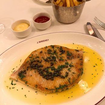 J Sheekey - Pan Fried Cornish Ray Wing - Seafood Near Me - London, XGL