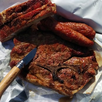 Kolacny's Bar-B-Q House Logo