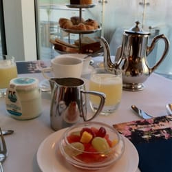 Cliff House Hotel - They don't skimp on breakfast quantity.