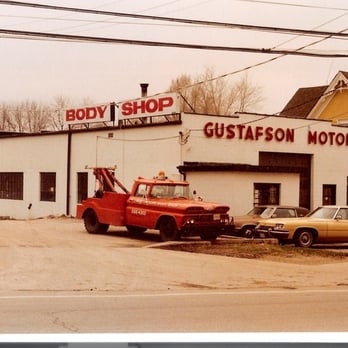 Gustafson Body Shop - Body Shops Near Me - Mundelein, Illinois Gustafson Body Shop - Body Shops Near Me - Mundelein, Illinois