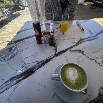 Cafe Jolie Petit - Matcha latte and fresh squeezed orange juice - Coffee & Tea Near Me - Alameda, California