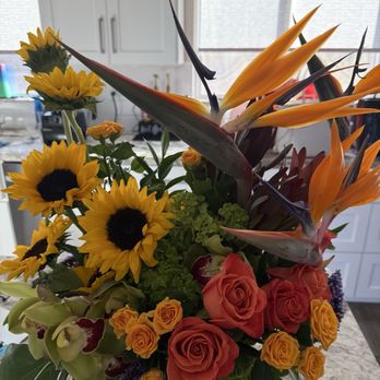Everyday Flowers - The delivered arrangement, sympathy arrangement with a masculine feel. Nailed it!!! - Florists Near Me - Santa Ana, California Everyday Flowers - The delivered arrangement, sympathy arrangement with a masculine feel. Nailed it!!! - Florists Near Me - Santa Ana, California