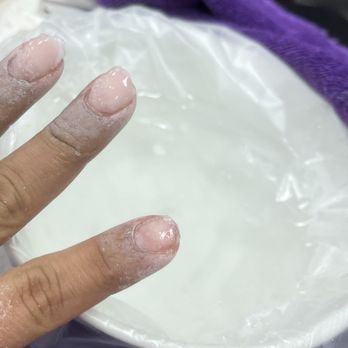 Eva Nails - They put my nails in the big bowl they didn't use foil to takeoff first he was trying to rip them off till I told him no after he hurt one - Nail Salons Near Me - El Cajon, California
