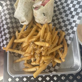 Crispy Edges - Pizza Near Me - Festus, Missouri