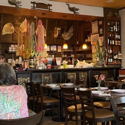 Thai Time - Inside