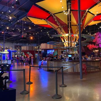 Two Bit Circus - Bar area - Arcades Near Me - Santa Monica, California
