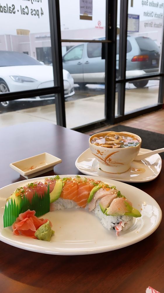 BK Sushi and Thai Sushi Bars 2985 Orchard Lake Rd, Keego Harbor, MI