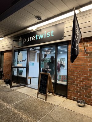 Pure Juice Cafe by null