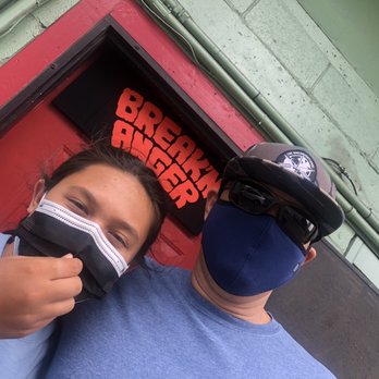 Break'N Anger - The entrance to some FUN! - Team Building Activities Near Me - Honolulu, Hawaii