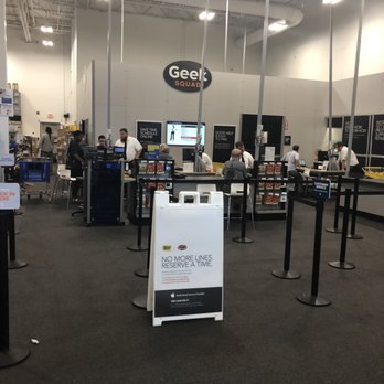 Best Buy - Computers Near Me - Brandon, Florida