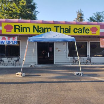 Rim Nam Thai Cafe - the front of the restaurant - Thai Near Me - Oakridge, Oregon Rim Nam Thai Cafe - the front of the restaurant - Thai Near Me - Oakridge, Oregon