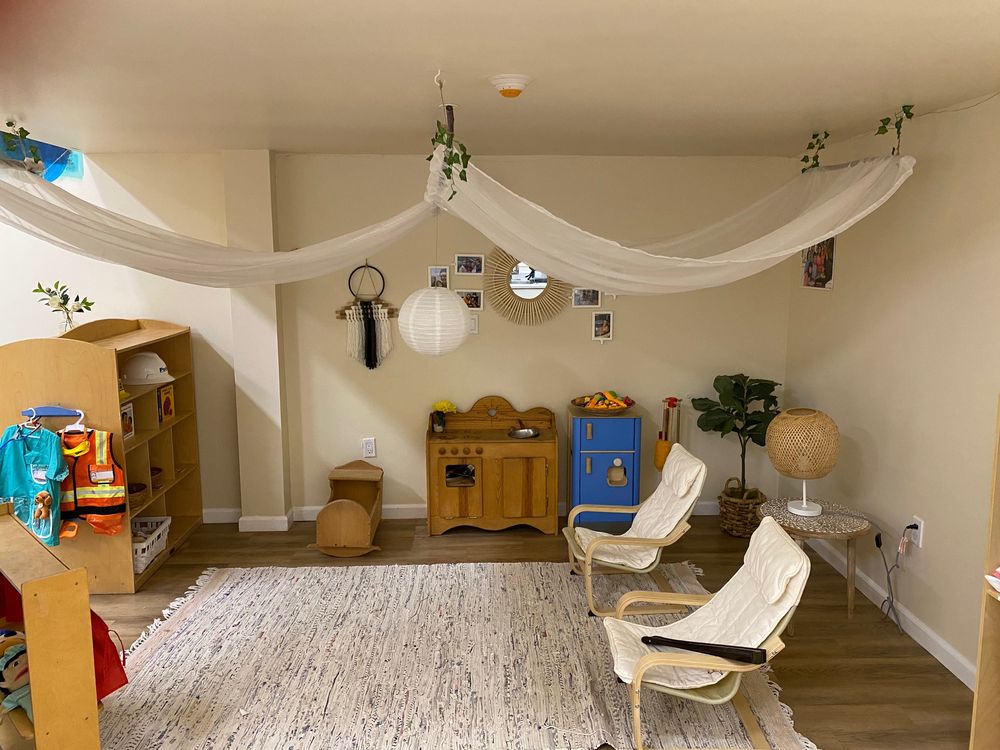 Discovery Days Preschool  - childcare center in Pasadena, CA