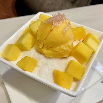 C Fruit Life - Mango Sago - Desserts Near Me - Boston, Massachusetts C Fruit Life - Mango Sago - Desserts Near Me - Boston, Massachusetts