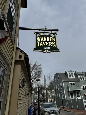 Warren Tavern by null
