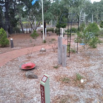 Macclesfield ANZAC Memorial Gardens - Garden - Parks Near Me - Macclesfield, SA