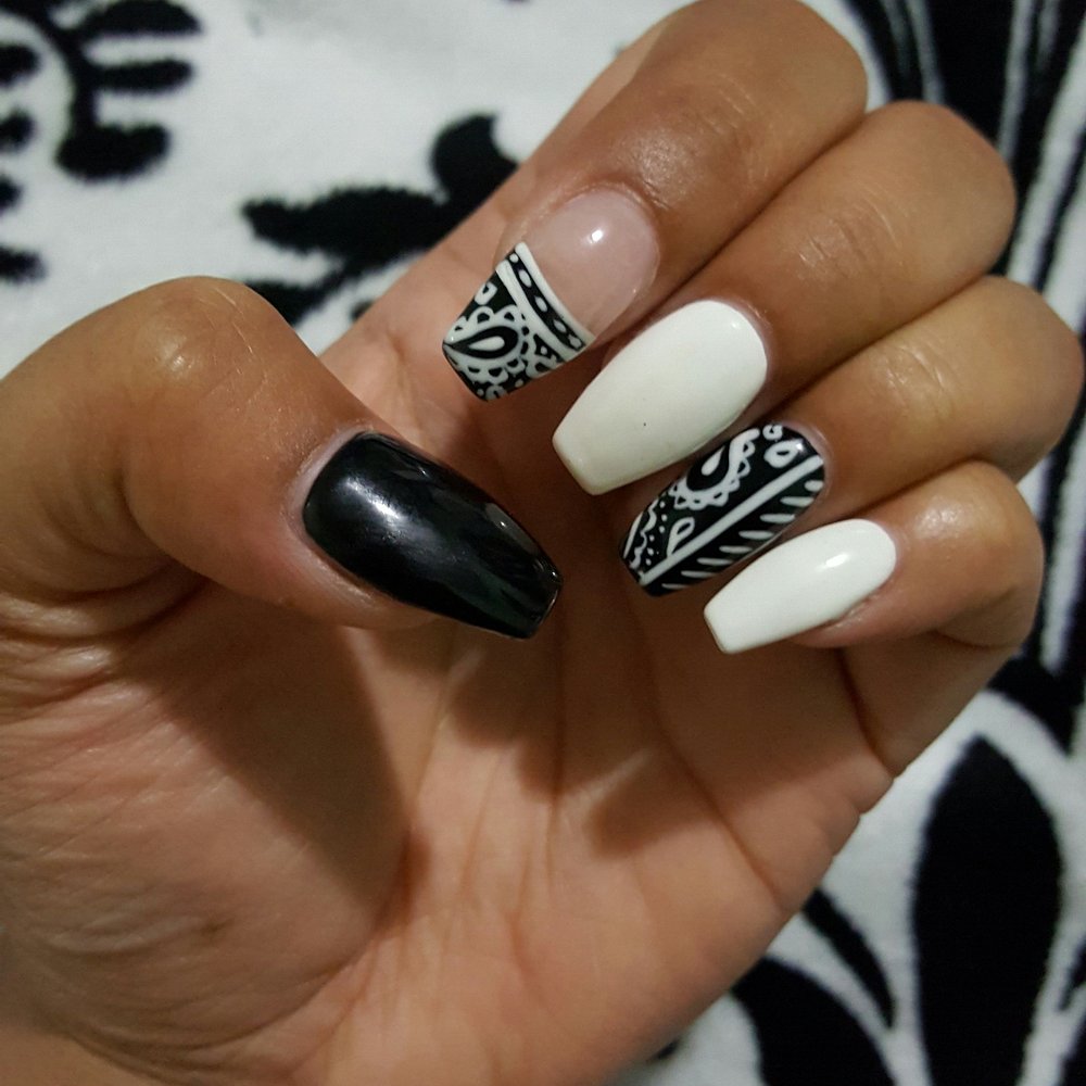 Philly's Nails and Spa - Black and white paisley designs - Nail Salons Near Me - Philadelphia, Pennsylvania