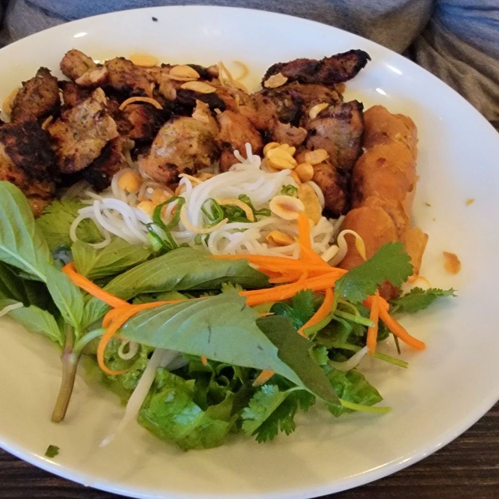 Bep Viet Restaurant - Vietnamese Near Me - Falls Church, Virginia