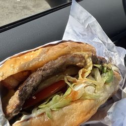 Bundy's Cafe & Drive-In - Burger with cheese!