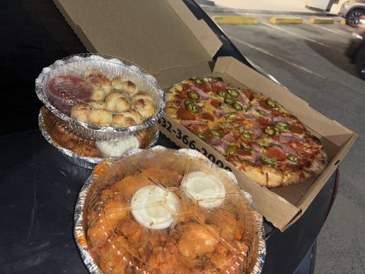 Teak & Charlie's Jersey Girl Pizza by null