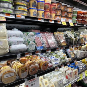 McKinnon's Market - Meat Shops Near Me - Everett, Massachusetts