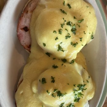 Metro 29 Diner Restaurant - Eggs Benedict - Diners Near Me - Arlington, Virginia Metro 29 Diner Restaurant - Eggs Benedict - Diners Near Me - Arlington, Virginia