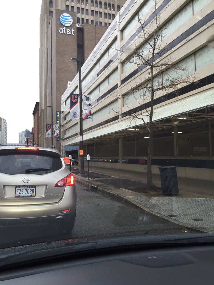 standard-parking-gateway-east-garage-updated-november-2024-10
