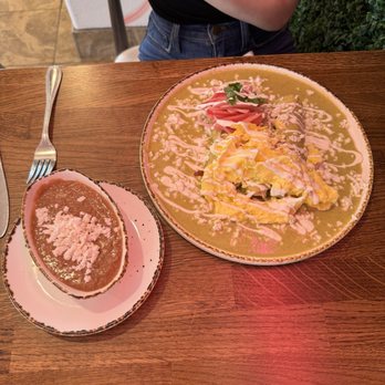 Madres Brunch - Breakfast & Brunch Near Me - Placentia, California