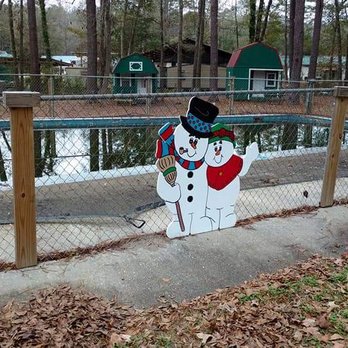 Lake Eufaula Campgrounds - Lake Eufaula Campground - pool closed for winter but decorated for the season - Campgrounds Near Me - Eufaula, Alabama Lake Eufaula Campgrounds - Lake Eufaula Campground - pool closed for winter but decorated for the season - Campgrounds Near Me - Eufaula, Alabama
