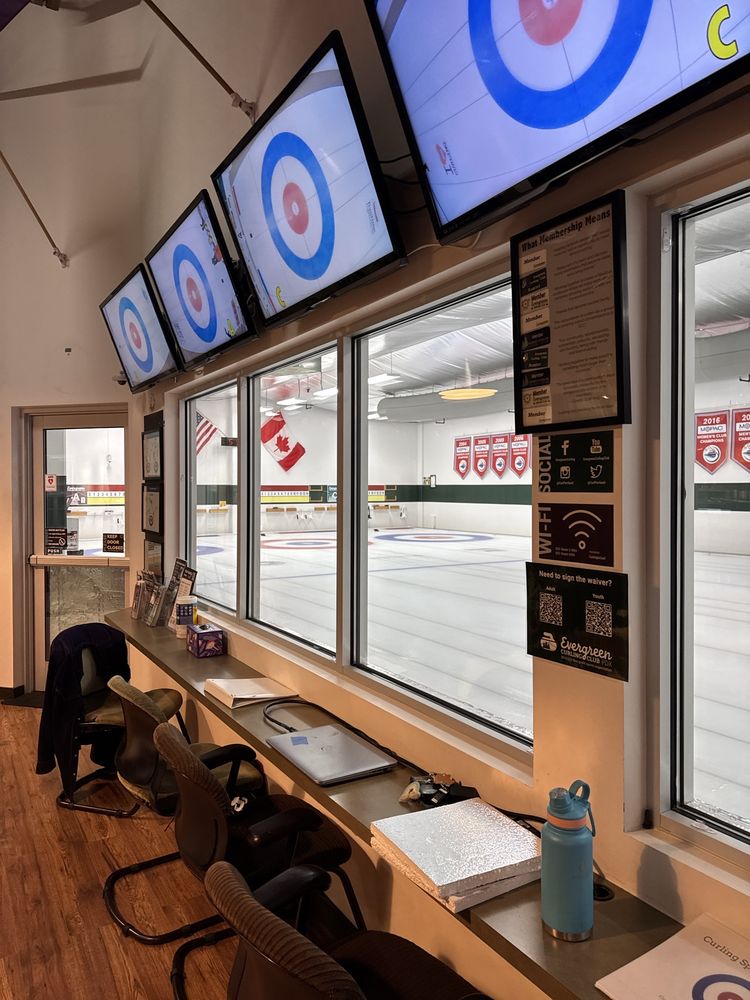 Evergreen Curling Club Logo