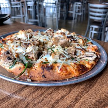 Palio's Pizza Cafe On Tap - Nutty chicken - Pizza Near Me - Fort Worth, Texas