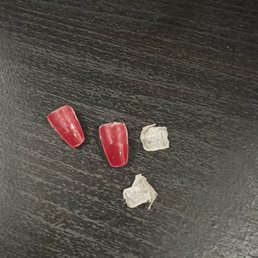 Adhesive wasn't properly attached to the nail Adhesive wasn't properly attached to the nail