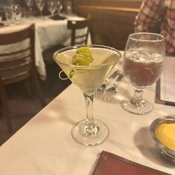 Beef 'N Bottle - Dirty Martini - Steakhouses Near Me - Charlotte, North Carolina