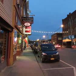 House of Pizza Restaurant