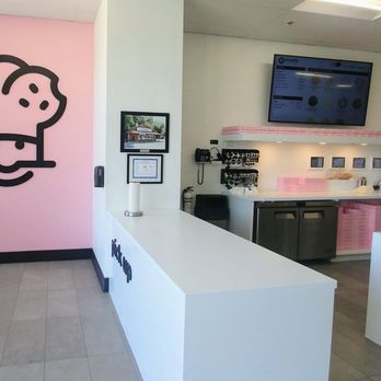 Crumbl - Mansfield - Bakeries Near Me - Mansfield, Texas