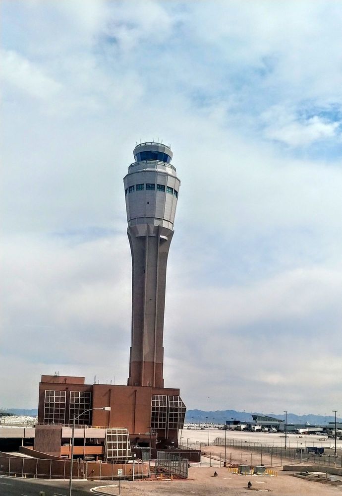 MCCARRAN INTERNATIONAL AIRPORT 4718 Photos & 4076 Reviews Airports