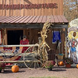 Ole' Covered Wagon Tours