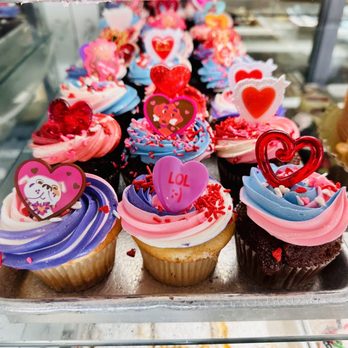 Helen Bernhard Bakery - a display of valentine cupcakes - Bakeries Near Me - Portland, Oregon Helen Bernhard Bakery - a display of valentine cupcakes - Bakeries Near Me - Portland, Oregon