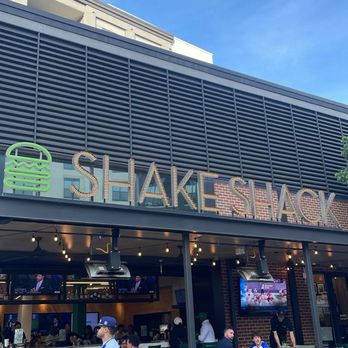 Shake Shack - Fast Food Near Me - Atlanta, Georgia