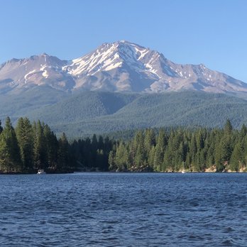 Lalos Mexican Restaurant - Lake Siskiyou - Mexican Near Me - Mount Shasta, California