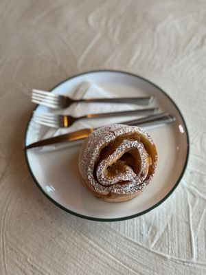 Muri Coffee & Dessert by null