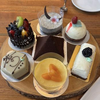 Tiny Pyramid - Cafes Near Me - Honolulu, Hawaii Tiny Pyramid - Cafes Near Me - Honolulu, Hawaii