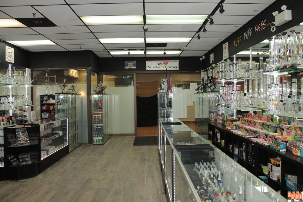 SMOKER’S CORNER Updated September 2024 9914 Morrison St, Fort