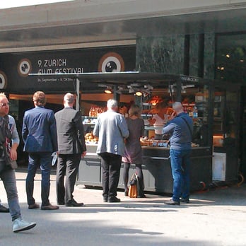 Globus - There's also a nice bakery onsite. - Department Stores Near Me - Zürich, ZH