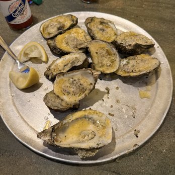 Oyster Pub - Charbroiled oysters - Sports Bars Near Me - Daytona Beach, Florida Oyster Pub - Charbroiled oysters - Sports Bars Near Me - Daytona Beach, Florida