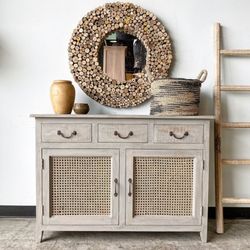 Nadeau - Furniture with a Soul