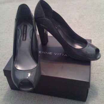 DSW Designer Shoe Warehouse - Adrienne Vitta - Shoe Stores Near Me - Oak Brook, Illinois