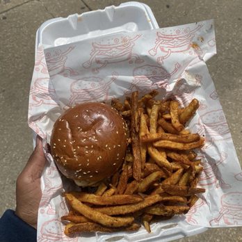 Charly's Burgers - La Piña Combo with Cajun Fries - Burgers Near Me - Chicago, Illinois