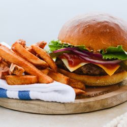 The Cottage Cup - The Boathouse Burger